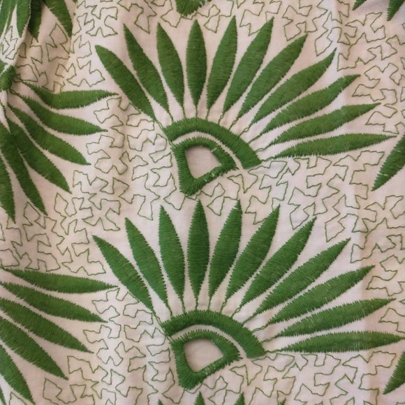 Elie Tahari Embroidered Skirt, Sz 8 - Picture 4 of 5